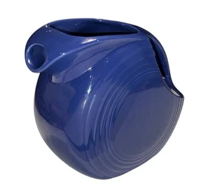 FIESTA LARGE DISC PITCHER BLUE LAPIS CERAMIC - Picture 1 of 5