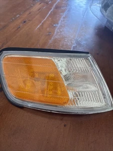 Eagle Eyes HD107-B000R Right (Passenger) Side Lamp - Bild 1 von 3