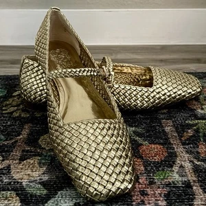 Vince Camuto “Vinley” Flat Women’s Woven Gold Mary Jane Square Toe Size 7.5M NEW - Picture 1 of 3