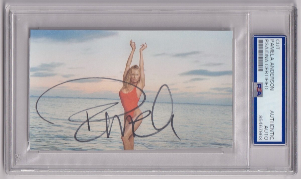 Professional Sports (PSA/DNA) Original Autographed Movie Professional Sports (PSA/DNA) Original Autographed Movie