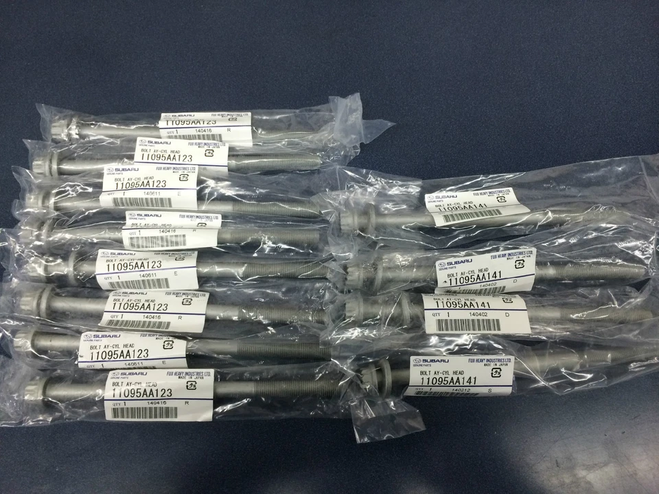 Оригинальный комплект болтов головки Subaru Impreza Forester Outback Legacy Baja SOHC от оригинального производителя - Изображение 1 из 1