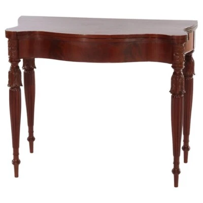 Antigua mesa de juego Sheraton Federal Acanthus tallada caoba serpentina C1830 Foto 1 de 4