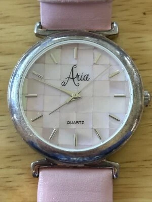Reloj de cuarzo para mujer Aria con caja de plata de ley esfera rosa Foto 1 de 4