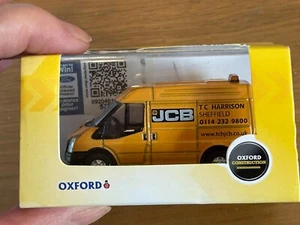 Oxford Diecast Ford Transit medium roof SWB JCB 76FT027 - Picture 1 of 11