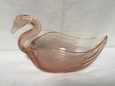 DD3 Vintage Antique Classic Pink Carnival Glass Swan By Fenton Dessert Bowl - Image 1 of 4