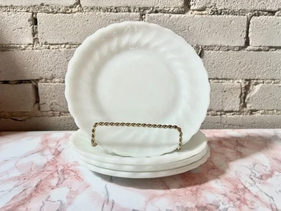 White Milk Glass, Anchor Hocking, Fire King, Set of 4, Oven Proof, Swirl Rim - Image 1 of 3