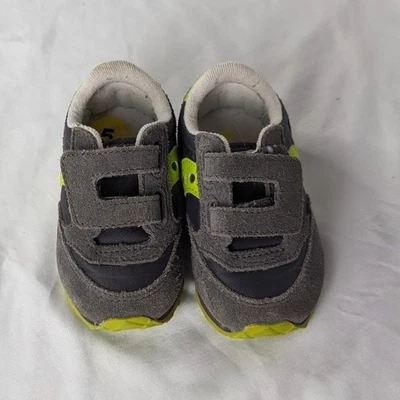 Zapatillas Bebé Saucony Talla 5 Gris y Verde Gancho y Lazo Foto 1 de 4