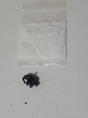 New Genuine 2009-2010 Pontiac G3 2004-2011 Chevrolet Aveo GM P/N 94530154 OEM - Image 1 of 4