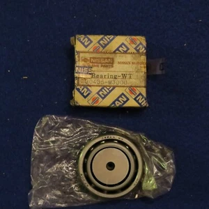 NOS OEM NISSAN -CLUTCH RELEASE BEARING 30435-M3000 Datsun 310 1979-82 SEE PICS - Picture 1 of 5