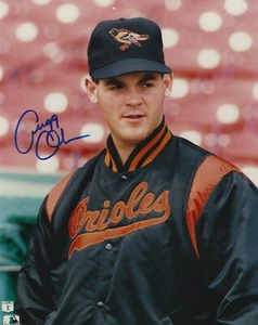 Gregg Olson Autographed Signed 8x10 Photo - Orioles Diamondbacks Dodgers - w/COA - Picture 1 of 1