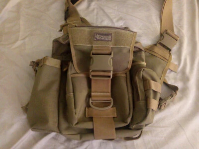 Maxpedition Jumbo Versipack Tactical Sling Backpac Shoulder Bag EDC Khaki - Image 1 of 4