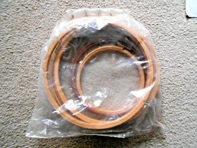 Lot of 7 Wood Embroidery Hoops various sizes - Image 1 of 4