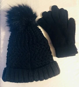 West Loop Damen Bommelmütze mit Magic Handschuhen schwarz Acryl 100% - Bommel: Kunstfell - Bild 1 von 6