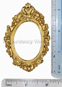 A set of 12 edible fondant oval frame cupcake toppers - Picture 1 of 2