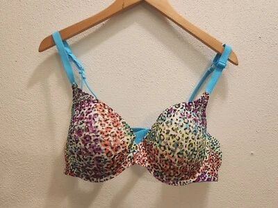 Sujetador push up acolchado con aros multicolor talla 40C No Boundaries #54 Foto 1 de 4