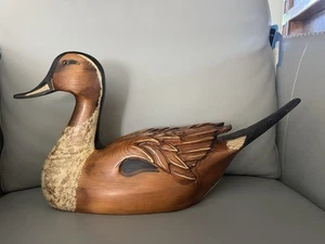 LEO KOPPY SIGNIERTE HOLZ ZIESEN ENTE KÖDER FIGUR Handarbeit geschnitzt Vintage - Bild 1 von 15