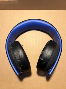 Sony Playstation PS4 Gold Wireless Stereo Headset No USB Dongle - Picture 1 of 7