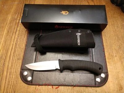 GERBER Gator Fixed Blade Knife 4" High Carbon S.S.  Blade GFN Handle USA  - Image 1 of 4