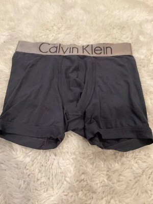 1 baúl boxer Calvin Klein o modelos mixtos breves $8,90 Foto 1 de 4