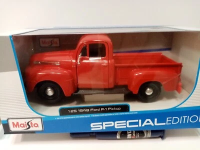 FORD PICK UP F 1 - 1948 RED SCALA 1:25 MAISTO SPECIAL EDITION Die Cast Modellino - Immagine 1 di 4