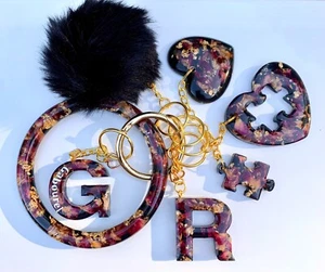 Black Roses & Gold Keychain Bracelet Personalize Name Gift - Picture 1 of 2