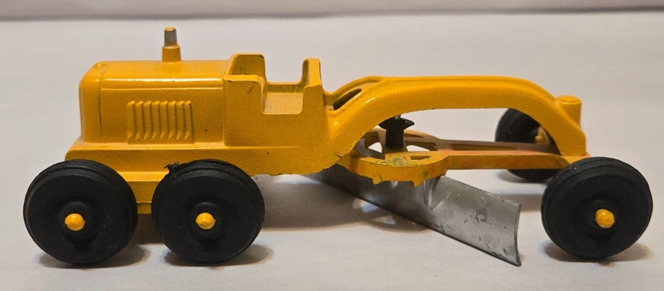 RARE TootsieToy Snow & Pavement Wide Shovel Grader (Chicago 24)- EXC - Image 1 of 4