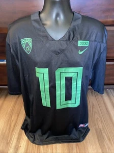 Oregon Ducks Size XL Black Team Nike Football Jersey Justin Herbert #10 - Picture 1 of 8