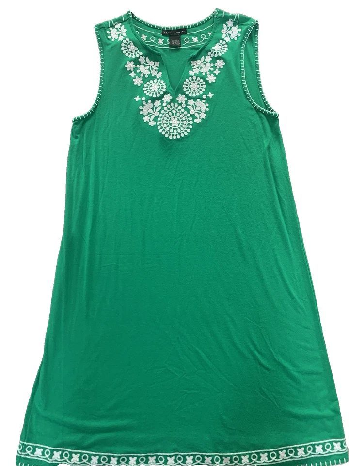 GRACE ELEMENTS Green Dress With White Embroidered Design-Rayon Spandex Large New - Image 1 of 1