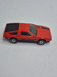 Red Hot Wheels DMC Delorean - Foto 1 di 5