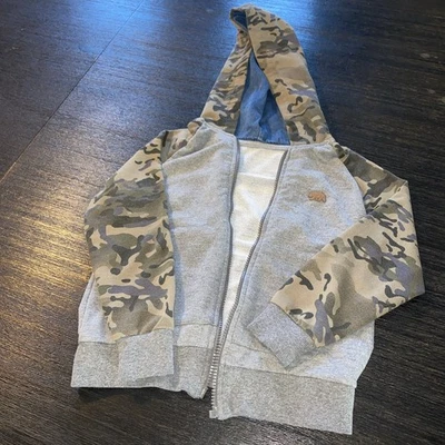 Sudadera con capucha para niños talla 3/4 T Foto 1 de 4