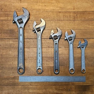 VINTAGE ADJUSTABLE WRENCH Lot Mechanics Automotive Wrenches CRESCENT JH ☆USA - Picture 1 of 3