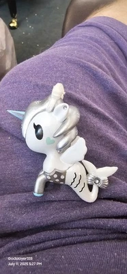 Figura Vinilo Tokidoki Mermicorno Serie 3 Bianca  Foto 1 de 2