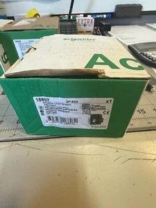 SCHNEIDER ELECTRIC 18806 63A 380/415V NSNP - Picture 1 of 1