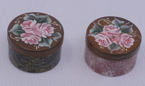 2 PICCOLI BIGIOTTERIA VINTAGE DIPINTI A MANO, SCATOLE ANELLI FIRMATE MANCER, ROSE - Foto 1 di 5