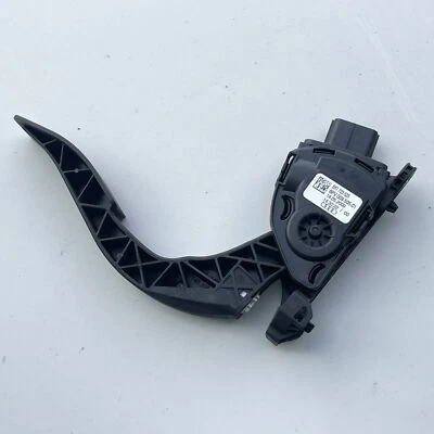 GAS ACCELERATOR PEDAL 8K1723523A AUDI A4 S4 A5 S5 A6 S6 2009 2010 2011 2012 - Image 1 of 4
