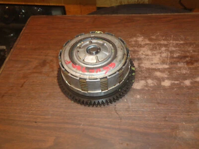 1985 Honda Interceptor VF700F conjunto de cesta de embreagem, 3/20d  - Imagem 1 de 4