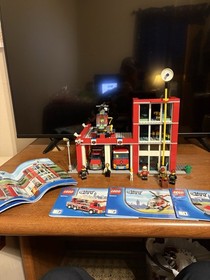 LEGO CITY: Fire Station (60004)