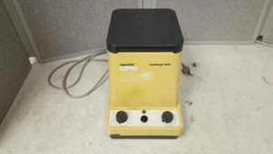 Eppendorf Centrifuge 5415 Centrifuge with Festziehen 18 x 3.5 g Rotor - Picture 1 of 7