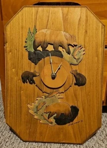 Vintage Stosich Wood Carved Working Bear/Trout Clock 16.5x12 - Picture 1 of 7