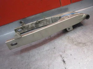 KAWASAKI ER5 ACHTERBRUG SWINGARM 33001-1520 - Imagen 1 de 3