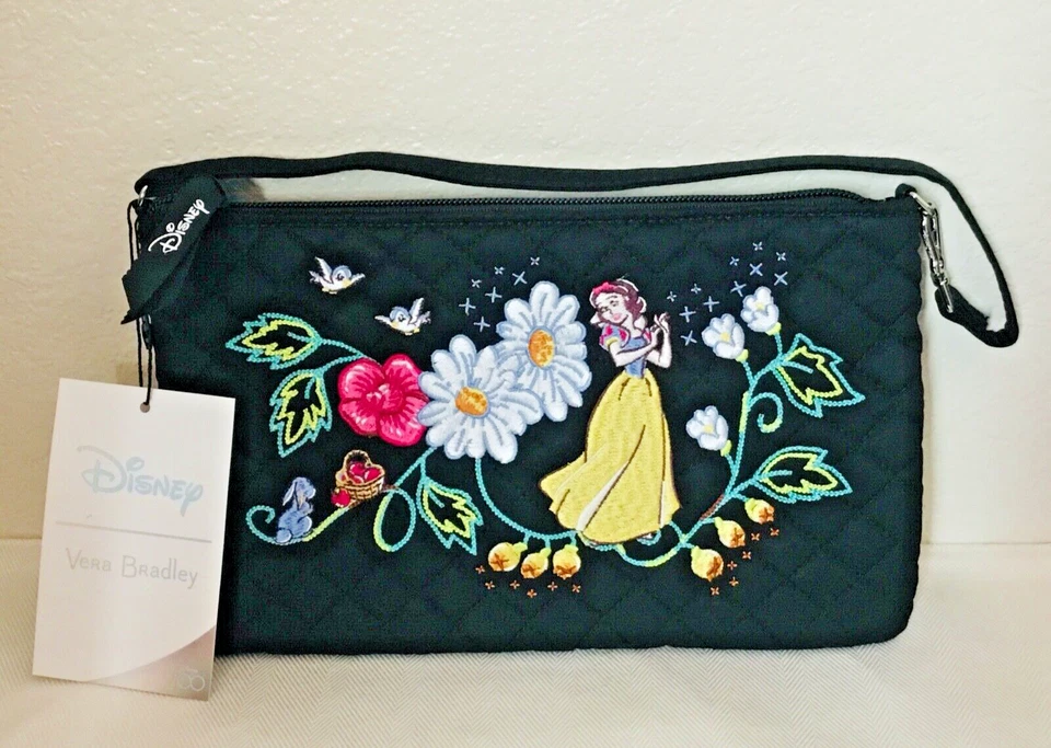Disney "Snow White" Wristlet (Vera Bradley) 6X10