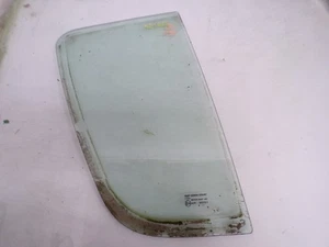 Scheibe Dacia Sandero Stepway I BJ2010 Dreiecksscheibe Tür Hinten Rechts *521A26 - Picture 1 of 4