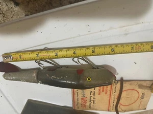 Vintage musky lure swivel tail - Picture 1 of 3