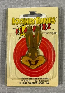 Bugs Bunny Looney Tunes Warner Bros Flashers Pinback Button 1989 - Imagen 1 de 2
