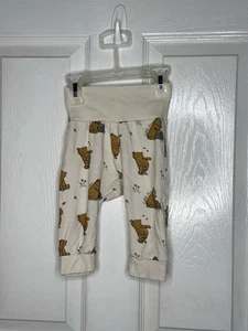 H&M Disney Organic Pants Baby Boys Size 6 Months Winnie The Pooh Beige - Picture 1 of 4