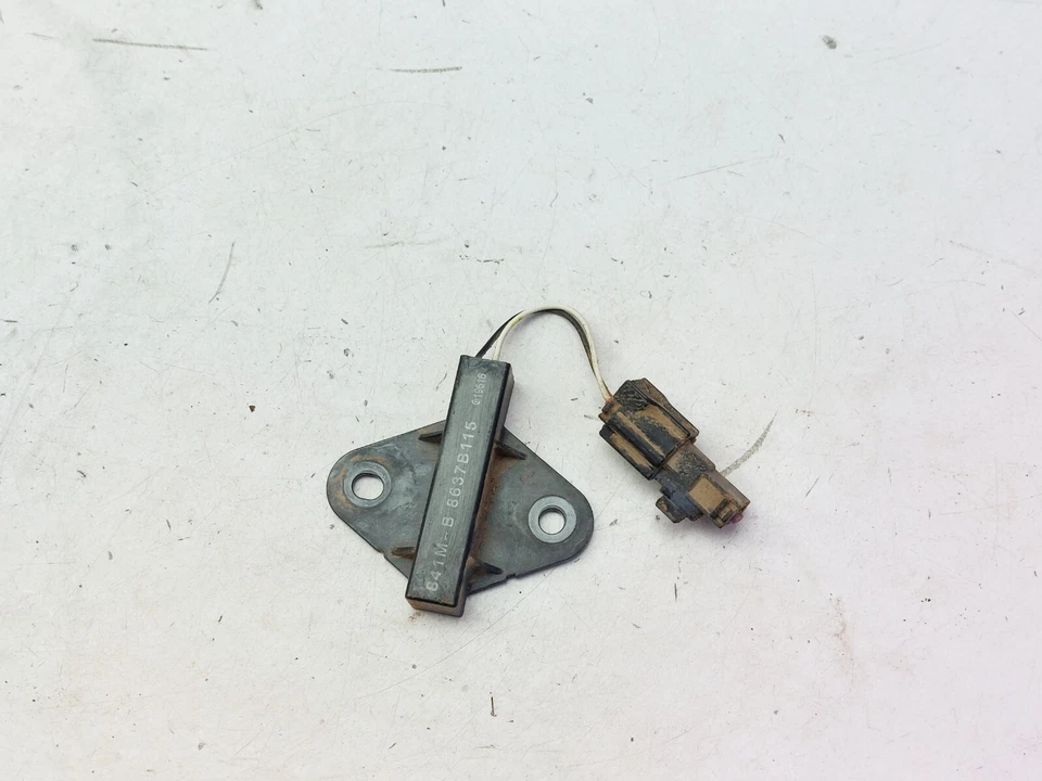 UNIDAD AMPLIFICADOR ANTENA AÉREA MITSUBISHI ASX 2020 841M-A8637B115 Foto 1 de 4