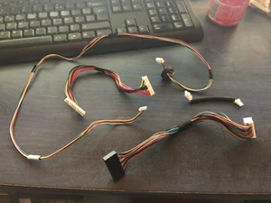 tv tucson tl8102b11 lot de 4 cables - Picture 1 of 1