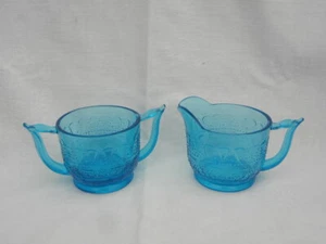 Vintage Kemple Wheaton Blue Glass Lace and Dewdrop Creamer and Sugar Bowl - Picture 1 of 11