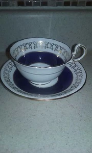 AYNSLEY 1019 COBALT BLUE GOLD SCROLL & TRIM FOOTED TEA CUP SAUCER - Picture 1 of 2