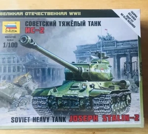 ZVEZDA 1/100 WWII RUSSIAN JOSEPH STALIN-2 HEAVY TANK - Bild 1 von 1